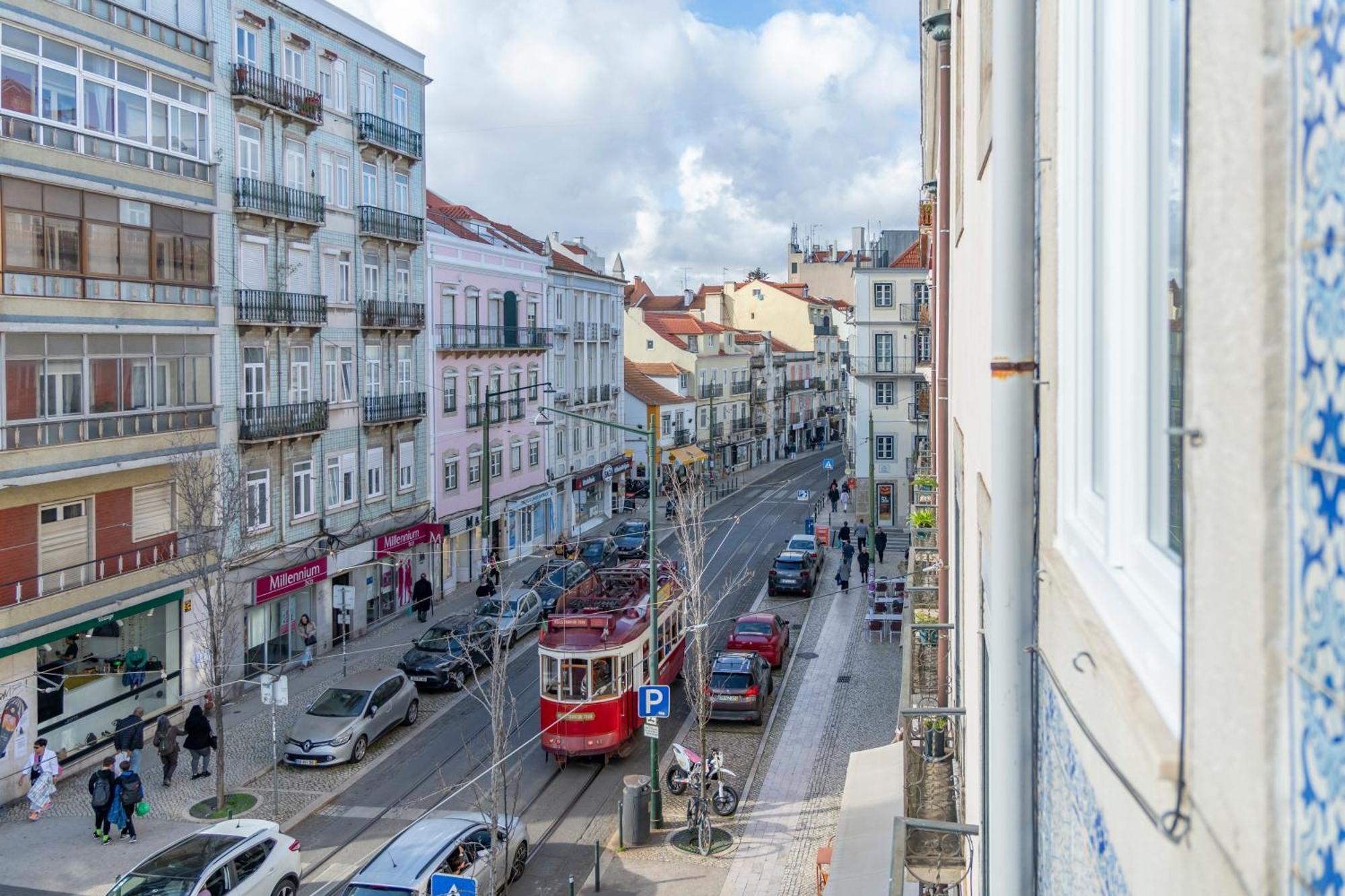 Superb Apartments Overlooking Graça in Lisboa Exterior foto